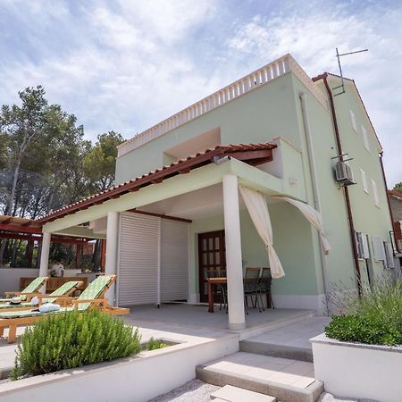 Villa Kalinic Milna  Eksteriør billede